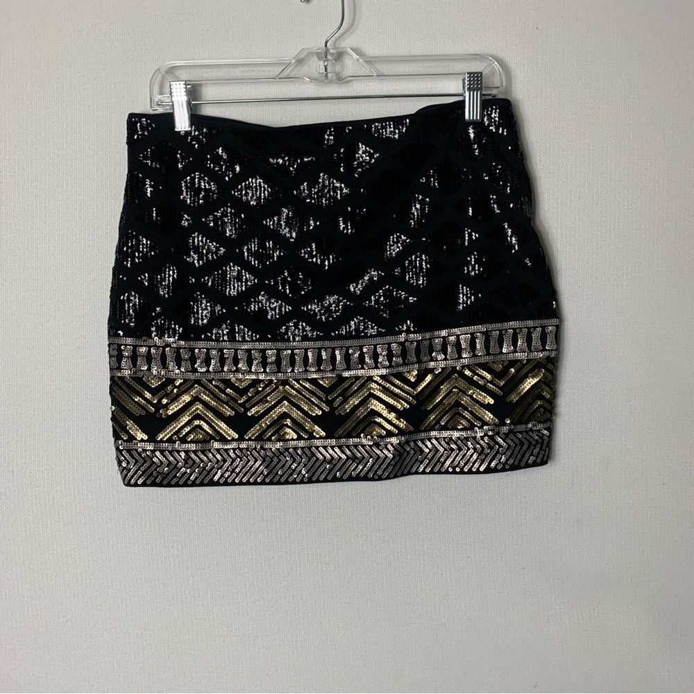 Express Matching Black And Gold Sequence Tank Wit… - image 6